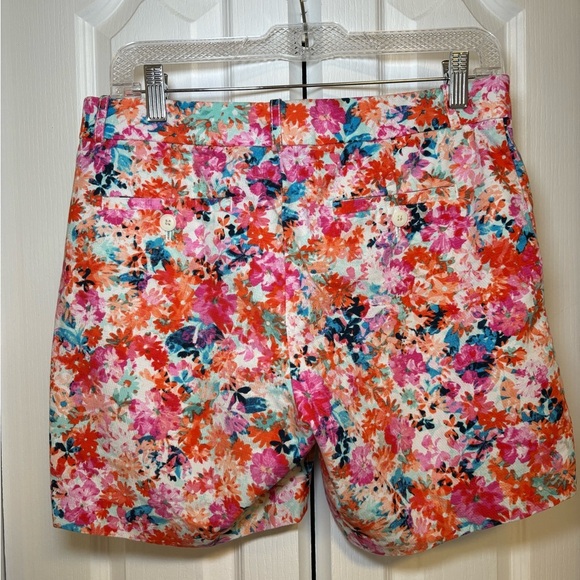 J. Crew - Breathable Tropical Soft Casual Textured Twill Floral Shorts in Size 4 - Picture 2 of 10
